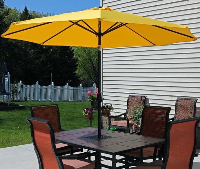 Sunnydaze Aluminum 9 Foot Patio Umbrella with Tilt & Crank Gold